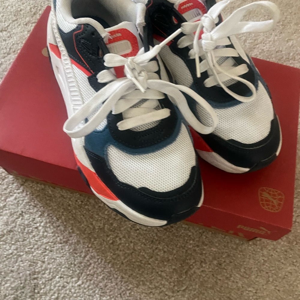 Puma - Trinity Big Kids' Sneakers; Orange/blue/white; size 5.5Y
